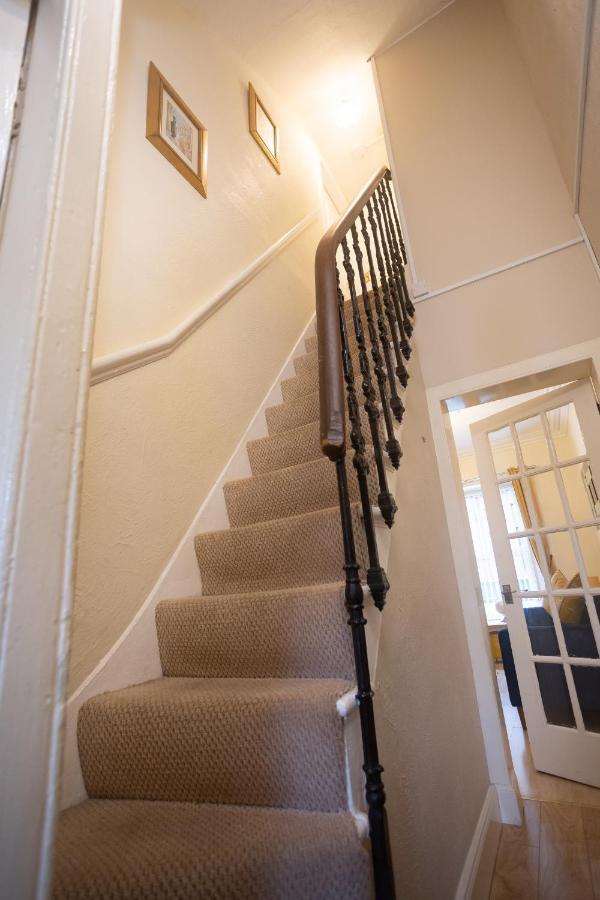 Sandgate 2-Bed Apartment In Ayr Central Location 外观 照片